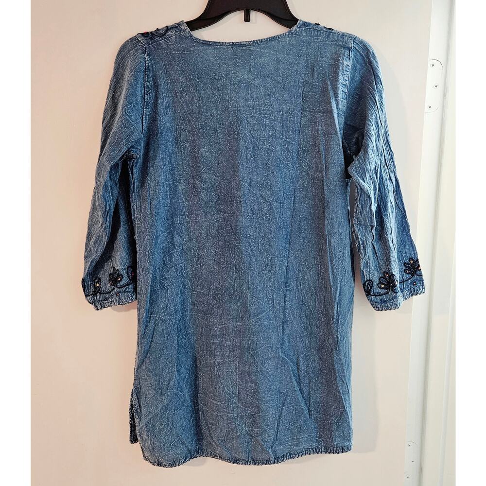 Women's Shoe Sock Denim Embroidered V Neck Shirt Or Dress Size Small - Picture 9 of 9